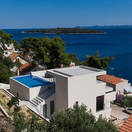 Desire - Three Bedroom With Pool And Sea View * Prizba