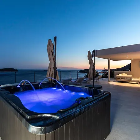 Villa Desire - Three Bedroom With Pool And Sea View Prižba